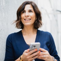 Smarkify Employee Niloo Lopez's profile photo