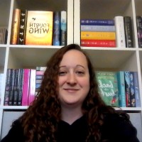 Entangled Publishing, LLC Employee Katie Clapsadl's profile photo