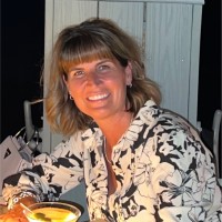 Expair.ca Employee Isabelle Huard's profile photo