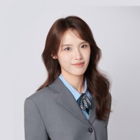 Cosmo Employee Ella Zhou's profile photo