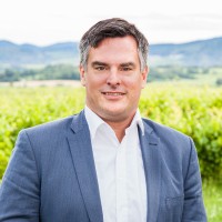 Dominik Willmann Email