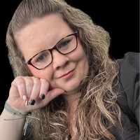 Ashley Abear Email & Phone Number