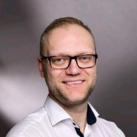 Tim-Philipp Bruns Email