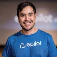 Eka Terima Email
