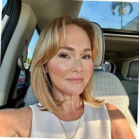 Frankie Maxwell Email & Phone Number