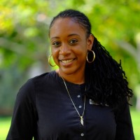 Beyond100K Employee Ileana Lindsay's profile photo