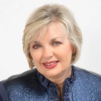 Enlighten Publishing Employee Karen Zizzo's profile photo