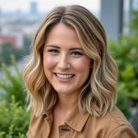 Zoe Vickers Email & Phone Number