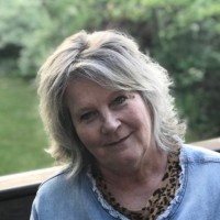 Unique Home Solutions Employee Joanne Vroom's profile photo