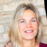 Sencon Employee Laura Barvinek's profile photo