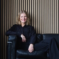 Lisa Sendlmeier-Brunk Email