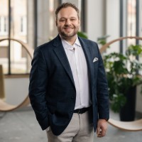 Linas Sneideris Email & Phone Number