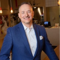 E-mail e número de telefone de Dave Minnett