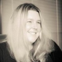 Lizzie Hardy Email & Phone Number
