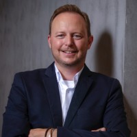 Daniel Jäger Email