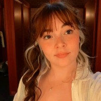 Hoowla Employee Mollie Stamp's profile photo