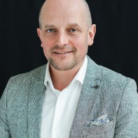 Stanislav Davidov Email