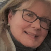 Rossanne Lee-Bertram Email