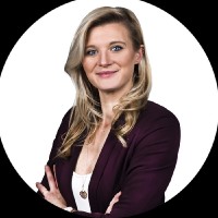 DEMV Deutscher Maklerverbund GmbH Employee Julia Kaden's profile photo