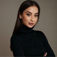 Elizaveta Gordeeva Email