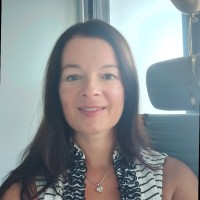 Helena Maixner Email