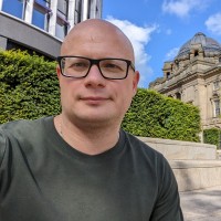 RocketPhone Employee Victor Repetsky's profile photo