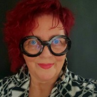 Angélique Dethmers Email