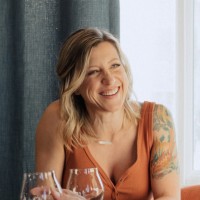 Kathryn Mahdavi Email & Phone Number