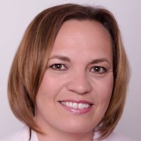Lenka Smithová Email