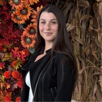 SkyAuction.com Employee Caitlin Ziec's profile photo