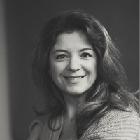 Regine van Vuuren Email