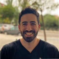 Alejo Amiras Email