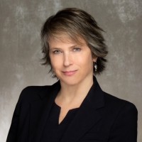 Quinn Emanuel Employee Robin McGrath's profile photo