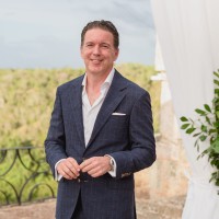 Salesforce Employee Pat Wallace's profile photo