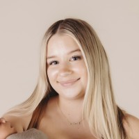 Nicole Lakomski Email & Phone Number