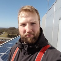Nils Leister Email