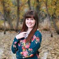 V2 Communications Employee Hannah Johnston's profile photo