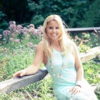 Sarka Martin Email & Phone Number