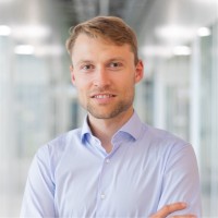 Jonas Loretz Email