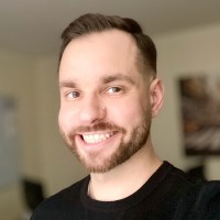 VarsityBase.com Employee Andrew Zolotovskovs's profile photo