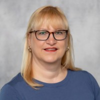 Shores & Islands Ohio Employee Dawn Weinhardt's profile photo
