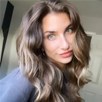 Nadine Skowronek Email