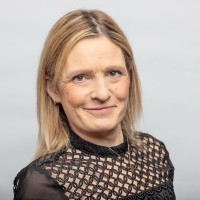 Emma Houghton Email