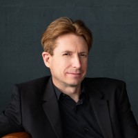 Oxygen Seller Employee Ian MacIntyre's profile photo