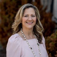 Women Doing Well Employee Julie Wilson's profile photo