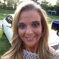 Noodles & Company Employee Tanya McCue's profile photo