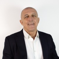 Domingo Flores Email