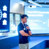 Hello Clever Employee Gavin Nguyen's profile photo