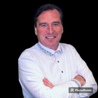 Andrew Collins Email & Phone Number