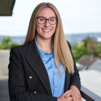 Nina Gerdes Email & Phone Number